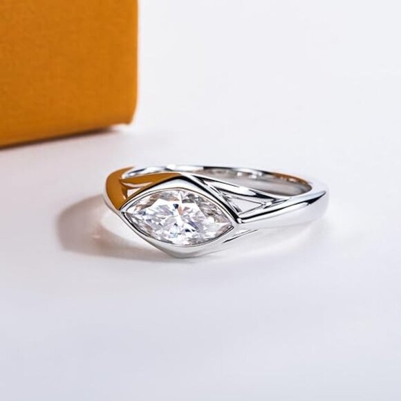 1cttw Marquise Cut Moissanite D Color VVS1 Clarity Silver Wedding Ring - Picture 4 of 6